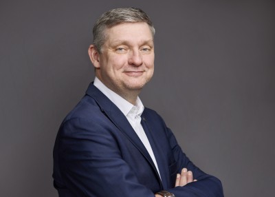 Prof. Dr. Sascha Feuchert, Bildnachweis: Piotr Banczerowski